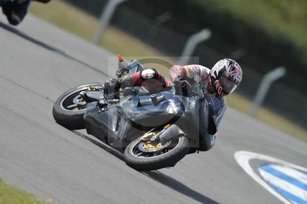 Motorcycle action photographs;Trackday digital images;donington;donington park leicestershire;donington photographs;event digital images;eventdigitalimages;no limits trackday;peter wileman photography;trackday;trackday photos