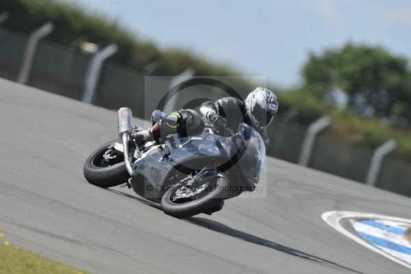 Motorcycle action photographs;Trackday digital images;donington;donington park leicestershire;donington photographs;event digital images;eventdigitalimages;no limits trackday;peter wileman photography;trackday;trackday photos