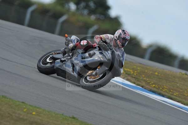 Motorcycle action photographs;Trackday digital images;donington;donington park leicestershire;donington photographs;event digital images;eventdigitalimages;no limits trackday;peter wileman photography;trackday;trackday photos