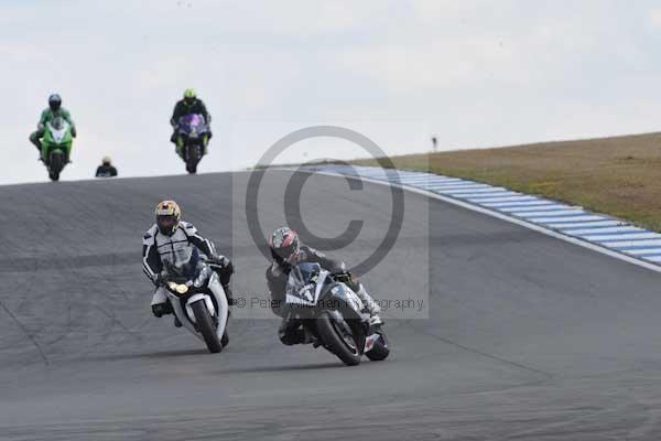 Motorcycle action photographs;Trackday digital images;donington;donington park leicestershire;donington photographs;event digital images;eventdigitalimages;no limits trackday;peter wileman photography;trackday;trackday photos