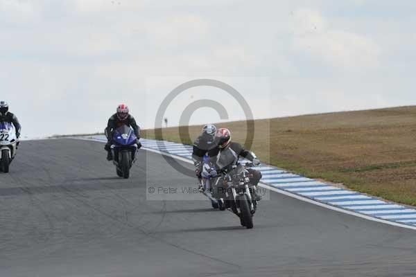 Motorcycle action photographs;Trackday digital images;donington;donington park leicestershire;donington photographs;event digital images;eventdigitalimages;no limits trackday;peter wileman photography;trackday;trackday photos