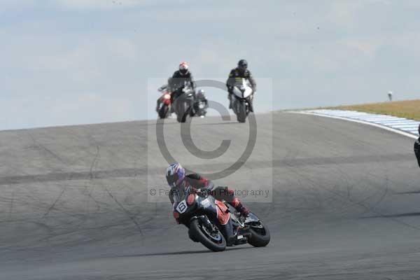 Motorcycle action photographs;Trackday digital images;donington;donington park leicestershire;donington photographs;event digital images;eventdigitalimages;no limits trackday;peter wileman photography;trackday;trackday photos