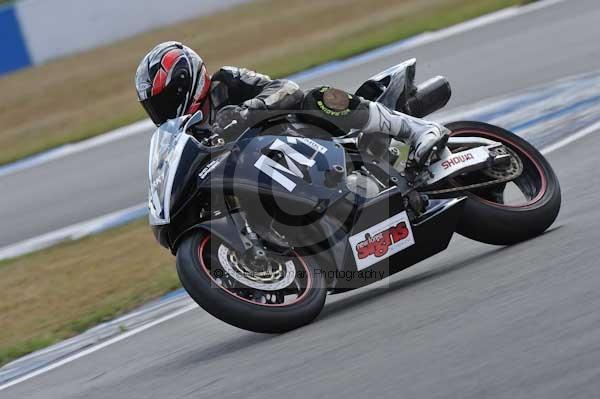 Motorcycle action photographs;Trackday digital images;donington;donington park leicestershire;donington photographs;event digital images;eventdigitalimages;no limits trackday;peter wileman photography;trackday;trackday photos