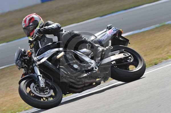 Motorcycle action photographs;Trackday digital images;donington;donington park leicestershire;donington photographs;event digital images;eventdigitalimages;no limits trackday;peter wileman photography;trackday;trackday photos