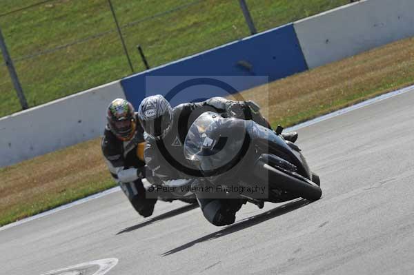 Motorcycle action photographs;Trackday digital images;donington;donington park leicestershire;donington photographs;event digital images;eventdigitalimages;no limits trackday;peter wileman photography;trackday;trackday photos