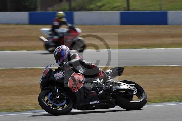 Motorcycle action photographs;Trackday digital images;donington;donington park leicestershire;donington photographs;event digital images;eventdigitalimages;no limits trackday;peter wileman photography;trackday;trackday photos