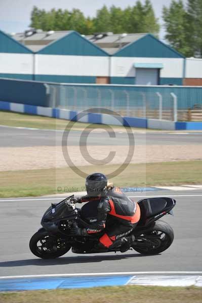 Motorcycle action photographs;Trackday digital images;donington;donington park leicestershire;donington photographs;event digital images;eventdigitalimages;no limits trackday;peter wileman photography;trackday;trackday photos