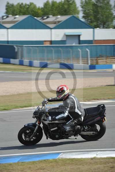 Motorcycle action photographs;Trackday digital images;donington;donington park leicestershire;donington photographs;event digital images;eventdigitalimages;no limits trackday;peter wileman photography;trackday;trackday photos