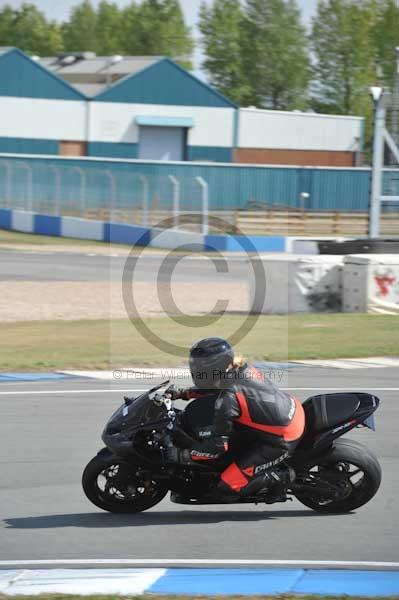 Motorcycle action photographs;Trackday digital images;donington;donington park leicestershire;donington photographs;event digital images;eventdigitalimages;no limits trackday;peter wileman photography;trackday;trackday photos