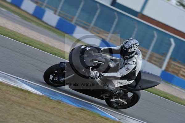Motorcycle action photographs;Trackday digital images;donington;donington park leicestershire;donington photographs;event digital images;eventdigitalimages;no limits trackday;peter wileman photography;trackday;trackday photos