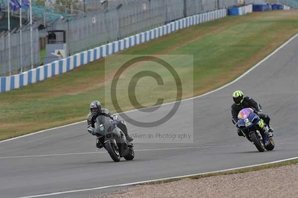 Motorcycle action photographs;Trackday digital images;donington;donington park leicestershire;donington photographs;event digital images;eventdigitalimages;no limits trackday;peter wileman photography;trackday;trackday photos