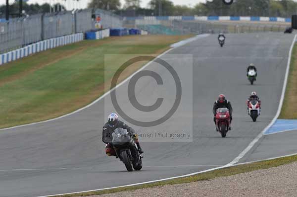 Motorcycle action photographs;Trackday digital images;donington;donington park leicestershire;donington photographs;event digital images;eventdigitalimages;no limits trackday;peter wileman photography;trackday;trackday photos