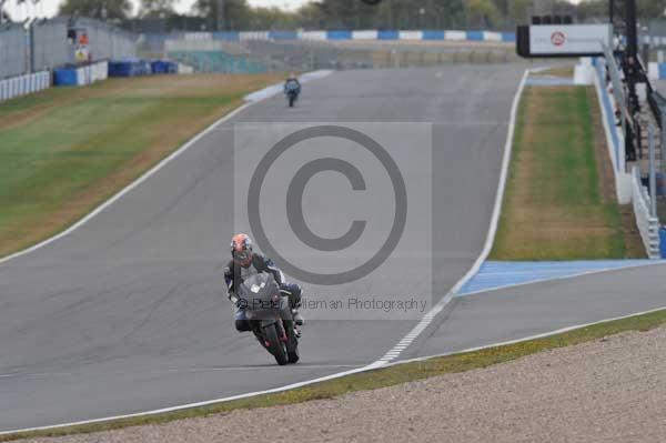 Motorcycle action photographs;Trackday digital images;donington;donington park leicestershire;donington photographs;event digital images;eventdigitalimages;no limits trackday;peter wileman photography;trackday;trackday photos