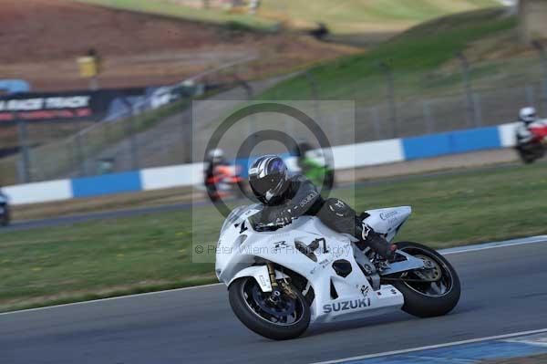 Motorcycle action photographs;Trackday digital images;donington;donington park leicestershire;donington photographs;event digital images;eventdigitalimages;no limits trackday;peter wileman photography;trackday;trackday photos