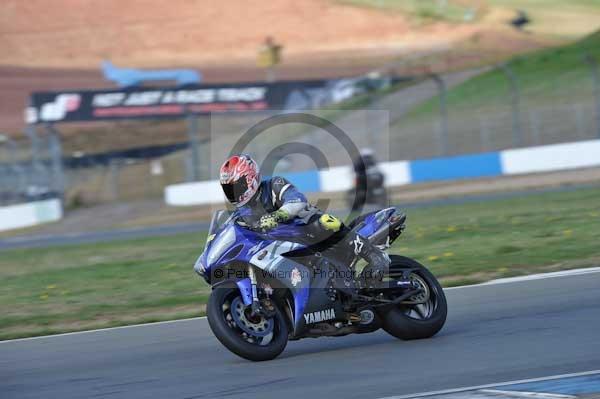 Motorcycle action photographs;Trackday digital images;donington;donington park leicestershire;donington photographs;event digital images;eventdigitalimages;no limits trackday;peter wileman photography;trackday;trackday photos
