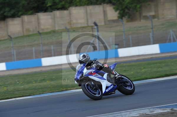 Motorcycle action photographs;Trackday digital images;donington;donington park leicestershire;donington photographs;event digital images;eventdigitalimages;no limits trackday;peter wileman photography;trackday;trackday photos