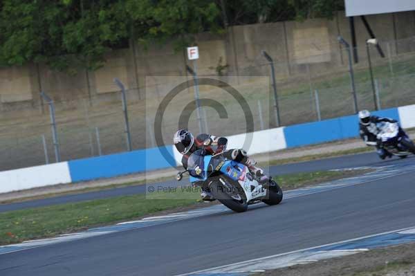 Motorcycle action photographs;Trackday digital images;donington;donington park leicestershire;donington photographs;event digital images;eventdigitalimages;no limits trackday;peter wileman photography;trackday;trackday photos