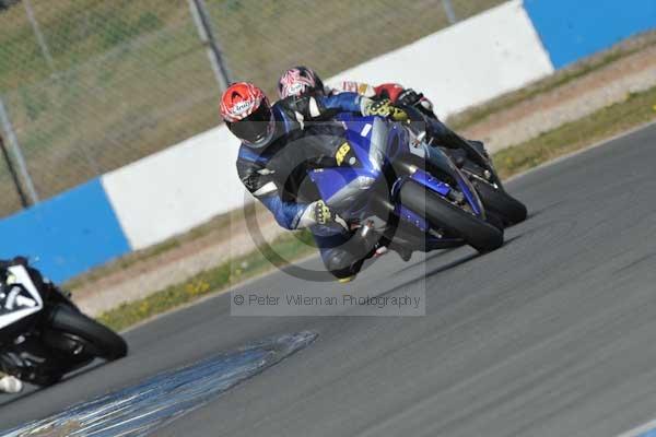 Motorcycle action photographs;Trackday digital images;donington;donington park leicestershire;donington photographs;event digital images;eventdigitalimages;no limits trackday;peter wileman photography;trackday;trackday photos