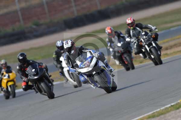 Motorcycle action photographs;Trackday digital images;donington;donington park leicestershire;donington photographs;event digital images;eventdigitalimages;no limits trackday;peter wileman photography;trackday;trackday photos