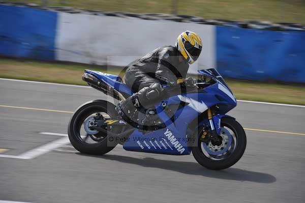 Motorcycle action photographs;Trackday digital images;donington;donington park leicestershire;donington photographs;event digital images;eventdigitalimages;no limits trackday;peter wileman photography;trackday;trackday photos