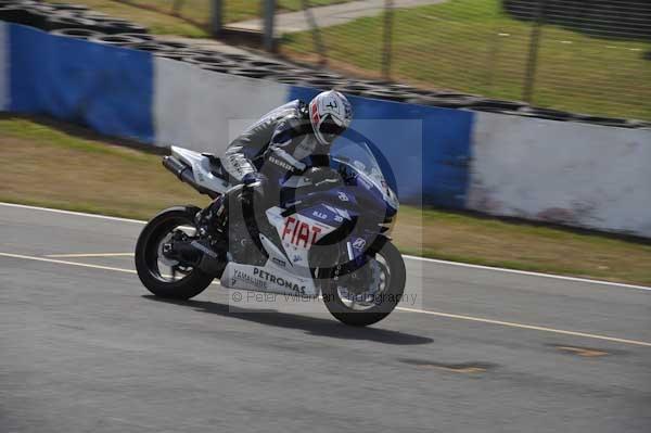 Motorcycle action photographs;Trackday digital images;donington;donington park leicestershire;donington photographs;event digital images;eventdigitalimages;no limits trackday;peter wileman photography;trackday;trackday photos