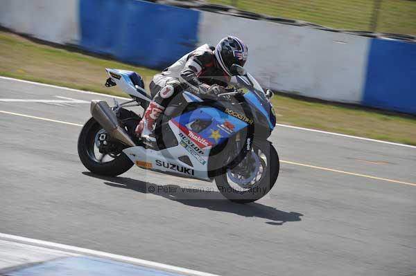 Motorcycle action photographs;Trackday digital images;donington;donington park leicestershire;donington photographs;event digital images;eventdigitalimages;no limits trackday;peter wileman photography;trackday;trackday photos