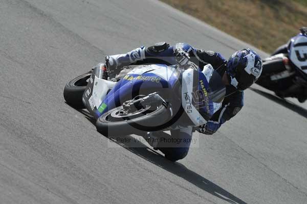 Motorcycle action photographs;Trackday digital images;donington;donington park leicestershire;donington photographs;event digital images;eventdigitalimages;no limits trackday;peter wileman photography;trackday;trackday photos