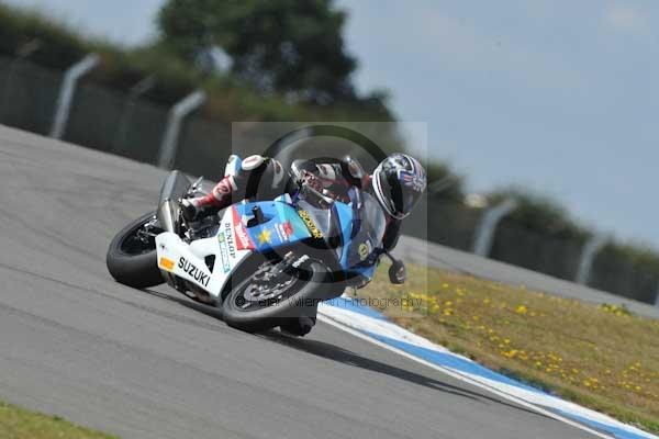 Motorcycle action photographs;Trackday digital images;donington;donington park leicestershire;donington photographs;event digital images;eventdigitalimages;no limits trackday;peter wileman photography;trackday;trackday photos