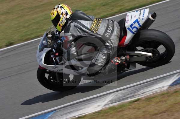Motorcycle action photographs;Trackday digital images;donington;donington park leicestershire;donington photographs;event digital images;eventdigitalimages;no limits trackday;peter wileman photography;trackday;trackday photos