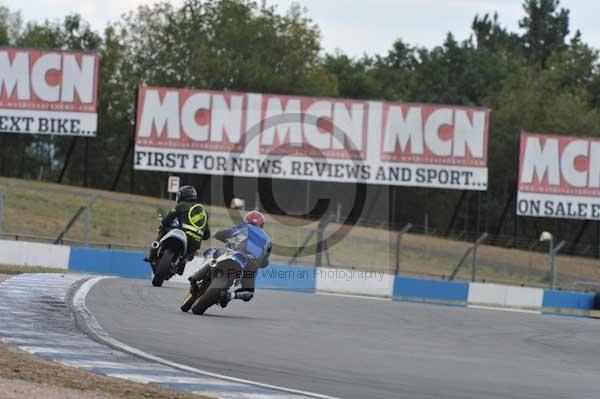 Motorcycle action photographs;Trackday digital images;donington;donington park leicestershire;donington photographs;event digital images;eventdigitalimages;no limits trackday;peter wileman photography;trackday;trackday photos