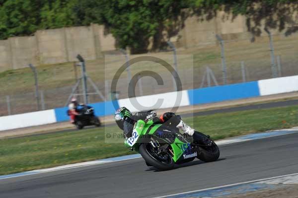 Motorcycle action photographs;Trackday digital images;donington;donington park leicestershire;donington photographs;event digital images;eventdigitalimages;no limits trackday;peter wileman photography;trackday;trackday photos