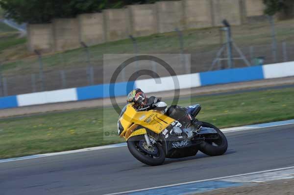 Motorcycle action photographs;Trackday digital images;donington;donington park leicestershire;donington photographs;event digital images;eventdigitalimages;no limits trackday;peter wileman photography;trackday;trackday photos