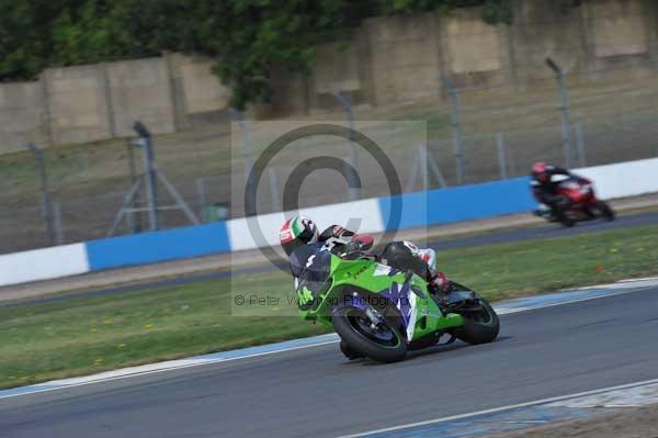 Motorcycle action photographs;Trackday digital images;donington;donington park leicestershire;donington photographs;event digital images;eventdigitalimages;no limits trackday;peter wileman photography;trackday;trackday photos