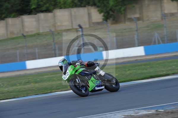Motorcycle action photographs;Trackday digital images;donington;donington park leicestershire;donington photographs;event digital images;eventdigitalimages;no limits trackday;peter wileman photography;trackday;trackday photos