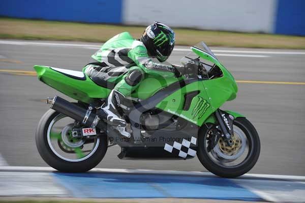 Motorcycle action photographs;Trackday digital images;donington;donington park leicestershire;donington photographs;event digital images;eventdigitalimages;no limits trackday;peter wileman photography;trackday;trackday photos