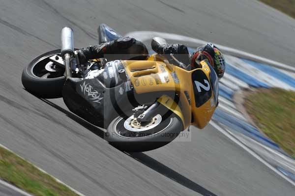 Motorcycle action photographs;Trackday digital images;donington;donington park leicestershire;donington photographs;event digital images;eventdigitalimages;no limits trackday;peter wileman photography;trackday;trackday photos