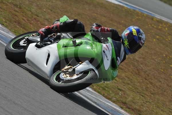 Motorcycle action photographs;Trackday digital images;donington;donington park leicestershire;donington photographs;event digital images;eventdigitalimages;no limits trackday;peter wileman photography;trackday;trackday photos