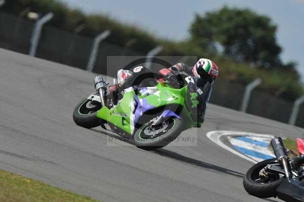 Motorcycle action photographs;Trackday digital images;donington;donington park leicestershire;donington photographs;event digital images;eventdigitalimages;no limits trackday;peter wileman photography;trackday;trackday photos