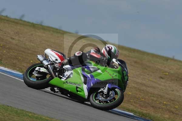 Motorcycle action photographs;Trackday digital images;donington;donington park leicestershire;donington photographs;event digital images;eventdigitalimages;no limits trackday;peter wileman photography;trackday;trackday photos