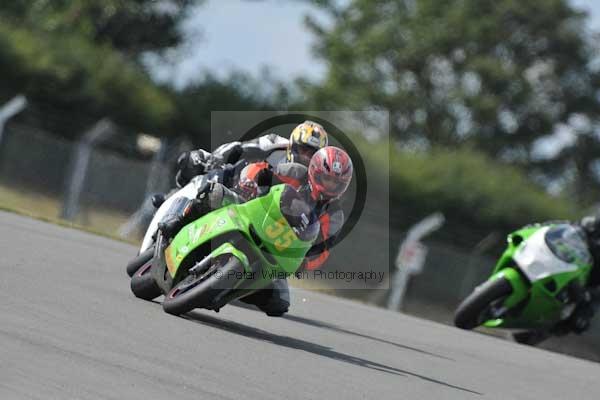 Motorcycle action photographs;Trackday digital images;donington;donington park leicestershire;donington photographs;event digital images;eventdigitalimages;no limits trackday;peter wileman photography;trackday;trackday photos