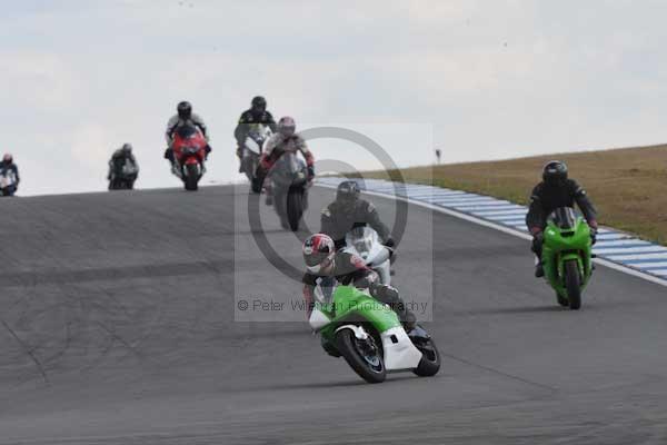 Motorcycle action photographs;Trackday digital images;donington;donington park leicestershire;donington photographs;event digital images;eventdigitalimages;no limits trackday;peter wileman photography;trackday;trackday photos