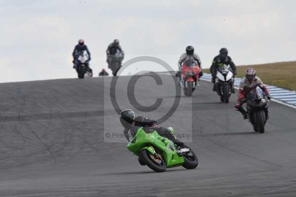 Motorcycle action photographs;Trackday digital images;donington;donington park leicestershire;donington photographs;event digital images;eventdigitalimages;no limits trackday;peter wileman photography;trackday;trackday photos