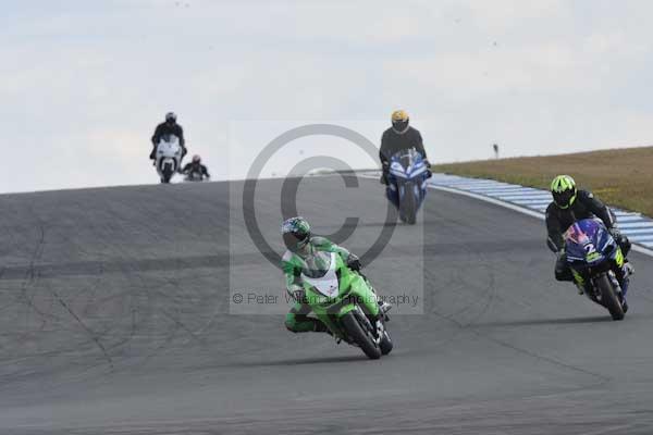 Motorcycle action photographs;Trackday digital images;donington;donington park leicestershire;donington photographs;event digital images;eventdigitalimages;no limits trackday;peter wileman photography;trackday;trackday photos