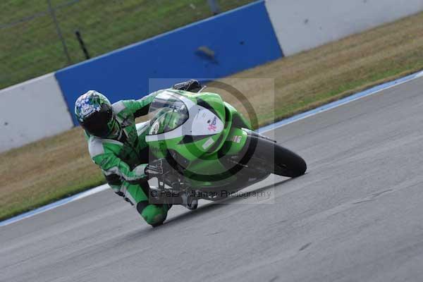 Motorcycle action photographs;Trackday digital images;donington;donington park leicestershire;donington photographs;event digital images;eventdigitalimages;no limits trackday;peter wileman photography;trackday;trackday photos