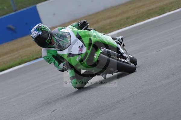 Motorcycle action photographs;Trackday digital images;donington;donington park leicestershire;donington photographs;event digital images;eventdigitalimages;no limits trackday;peter wileman photography;trackday;trackday photos