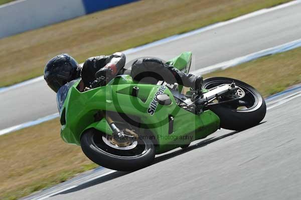 Motorcycle action photographs;Trackday digital images;donington;donington park leicestershire;donington photographs;event digital images;eventdigitalimages;no limits trackday;peter wileman photography;trackday;trackday photos