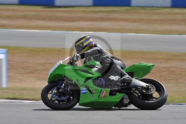 Motorcycle action photographs;Trackday digital images;donington;donington park leicestershire;donington photographs;event digital images;eventdigitalimages;no limits trackday;peter wileman photography;trackday;trackday photos
