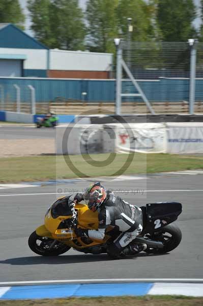 Motorcycle action photographs;Trackday digital images;donington;donington park leicestershire;donington photographs;event digital images;eventdigitalimages;no limits trackday;peter wileman photography;trackday;trackday photos
