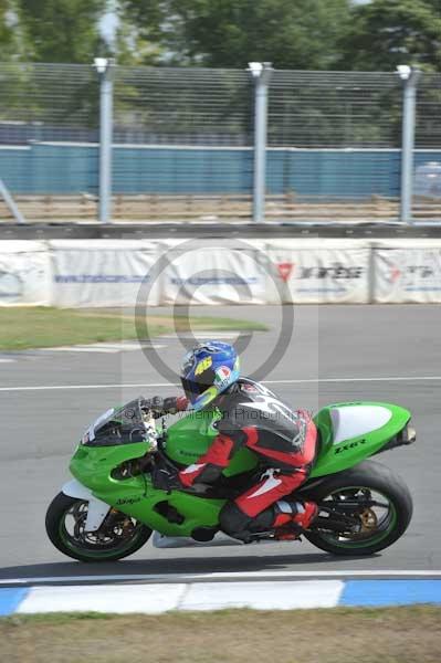Motorcycle action photographs;Trackday digital images;donington;donington park leicestershire;donington photographs;event digital images;eventdigitalimages;no limits trackday;peter wileman photography;trackday;trackday photos