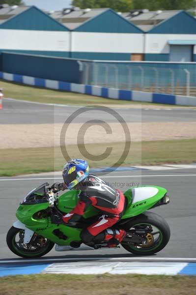 Motorcycle action photographs;Trackday digital images;donington;donington park leicestershire;donington photographs;event digital images;eventdigitalimages;no limits trackday;peter wileman photography;trackday;trackday photos
